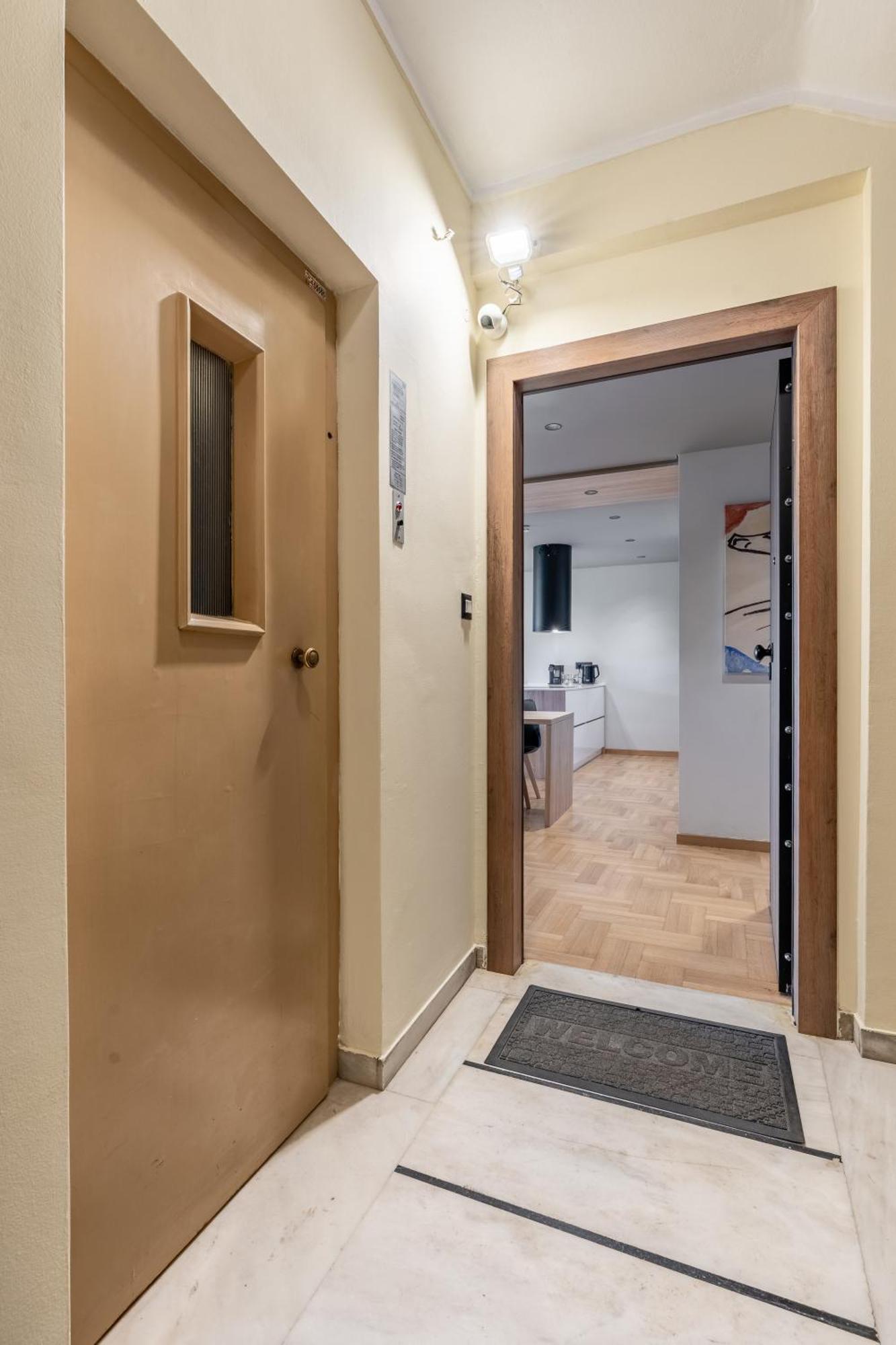 Athena Blue Lux Apartments 2Br 2Ba With City Skyline View, Near Kolonaki Athens Exterior photo