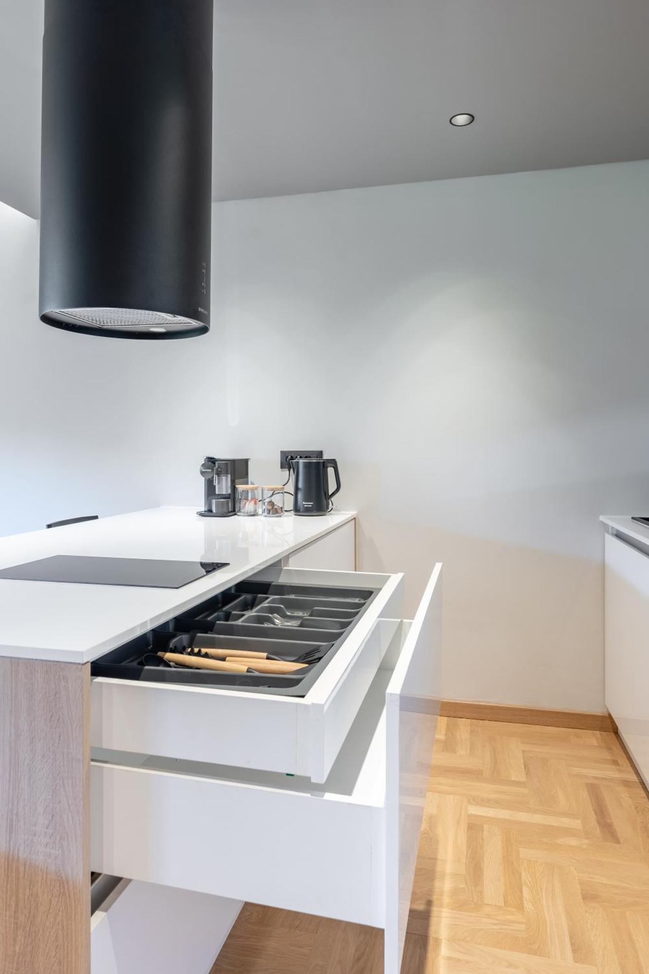 Athena Blue Lux Apartments 2Br 2Ba With City Skyline View, Near Kolonaki Athens Exterior photo