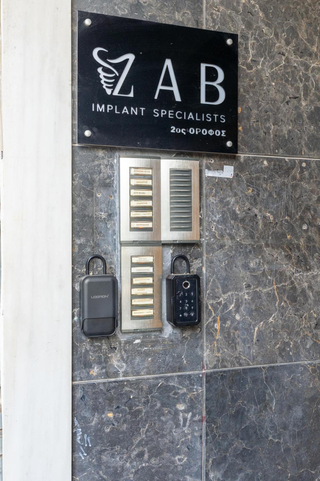 Athena Blue Lux Apartments 2Br 2Ba With City Skyline View, Near Kolonaki Athens Exterior photo